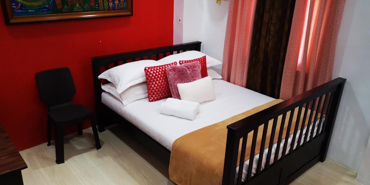 Country Bug Inn Tagaytay City Eksteriør bilde